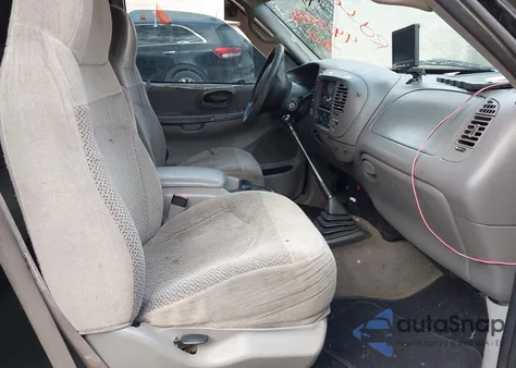 2000 Ford F-150 Work Series/Xl/Xlt from USA, damaged, VIN 2FTZX1725YCA32723